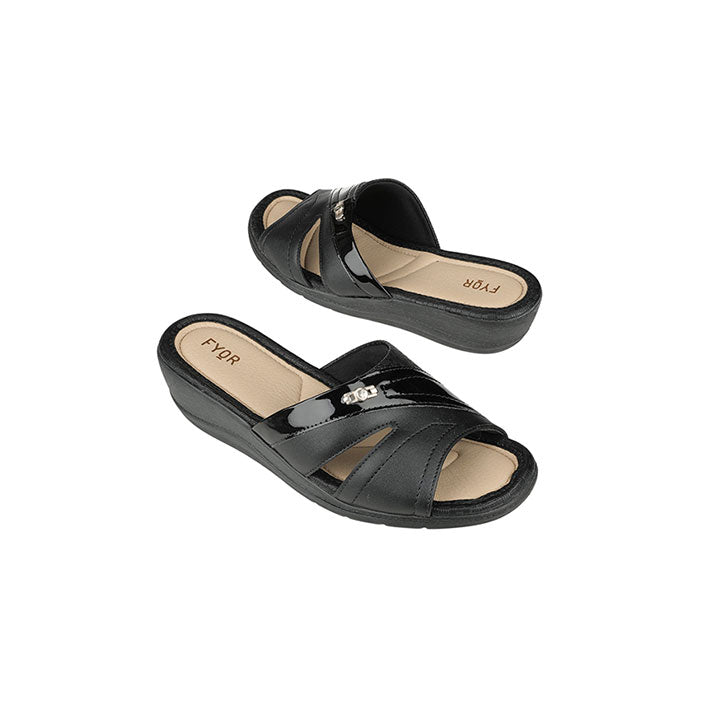 Basic Slip-On Slippers BRM 012