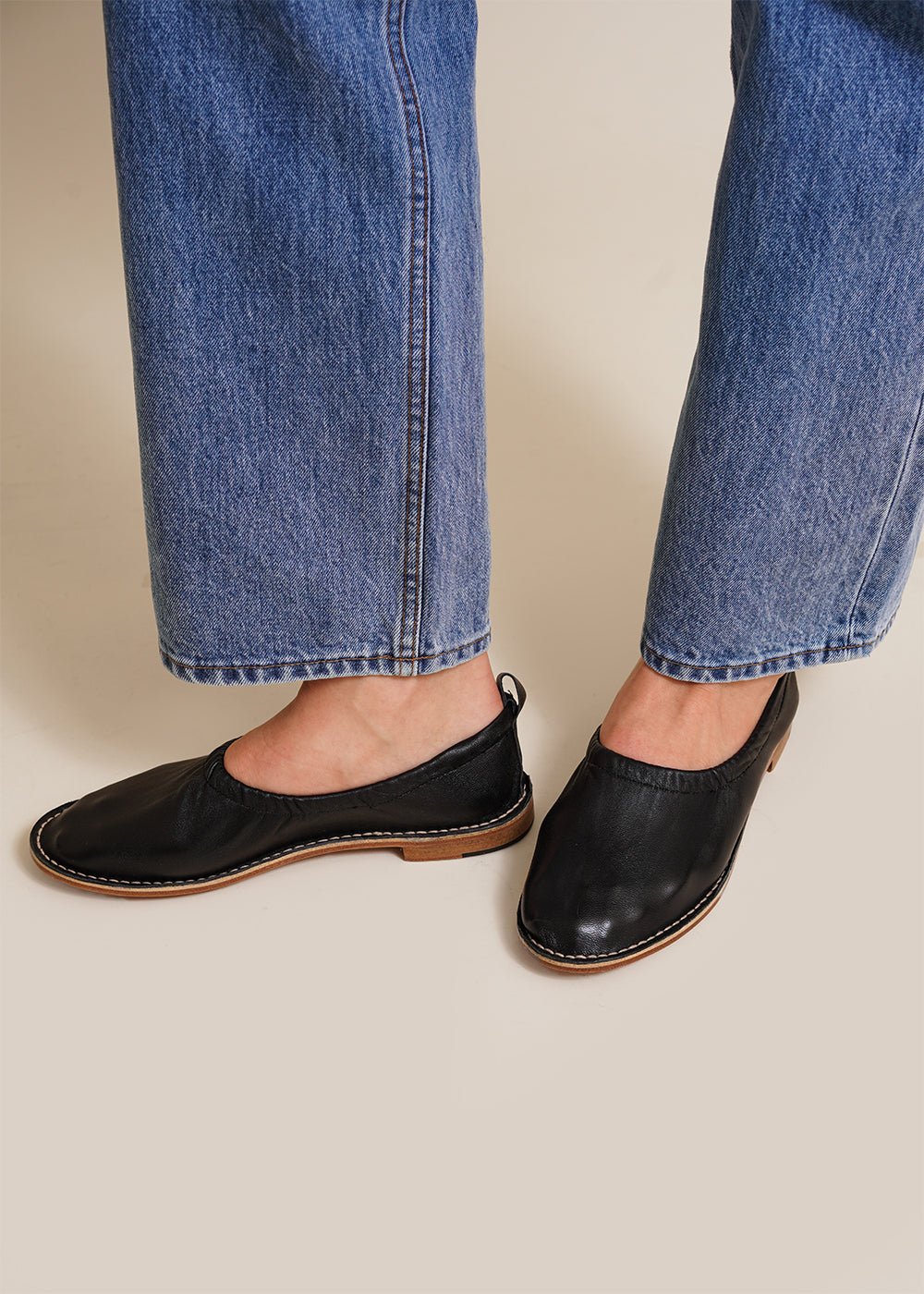 Black Moi Glove Flats