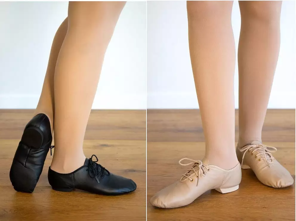 Capezio SE500 Lace Up Jazz Shoes