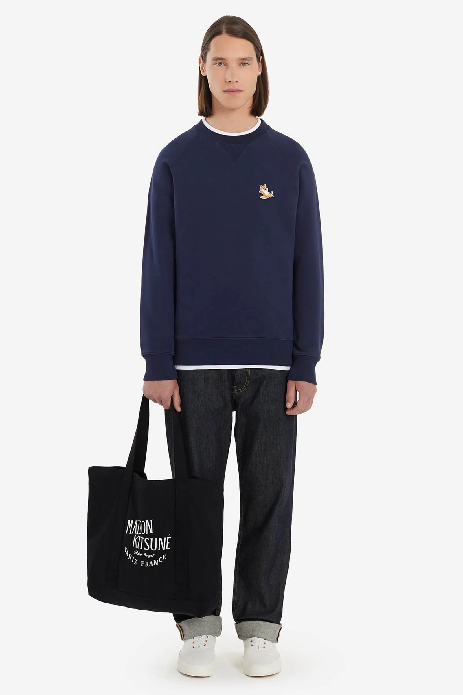 CHILLAX FOX PATCH CLASSIC SWEATSHIRT<BR/>