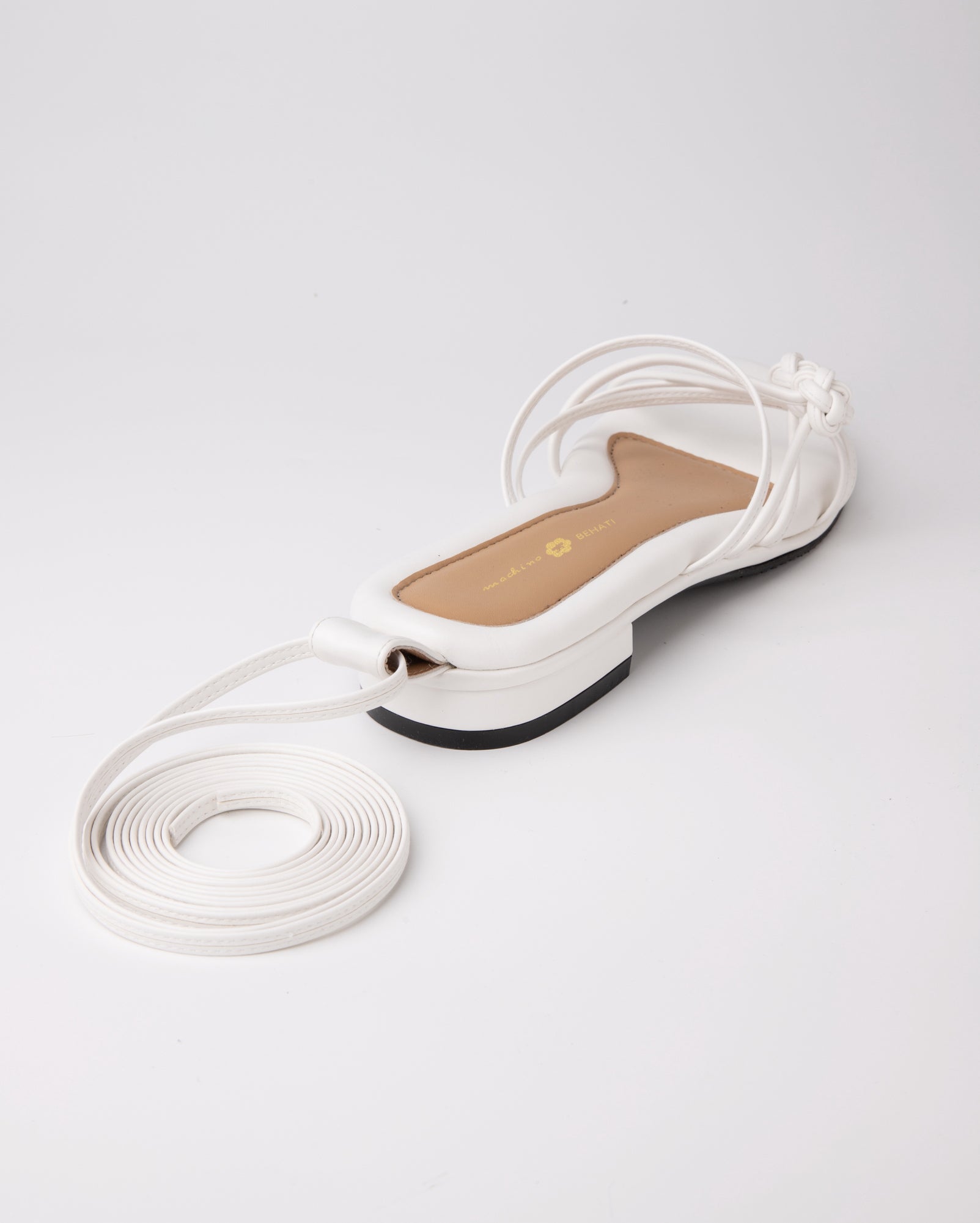 Double Chinese Knot Flats (White Leather)