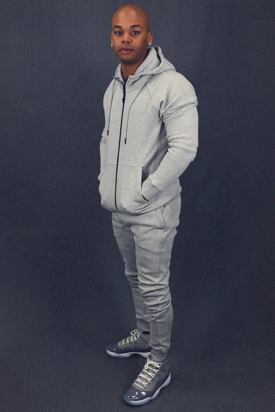 Men's Heather Grey Fleece Sweatpants Jogger Pants Bottom To Match Sneakers