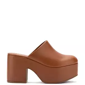 Miso Platform Clog In Caramel Leather