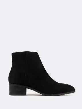 Pointed Toe Ankle Boot